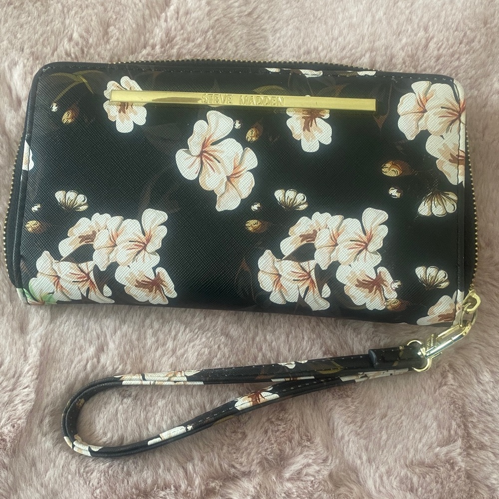 Steve Madden Black Floral Wristlet Wallet with Gold Accent